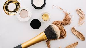 “Unsterilised Makeup Brushes: A Health Hazard”