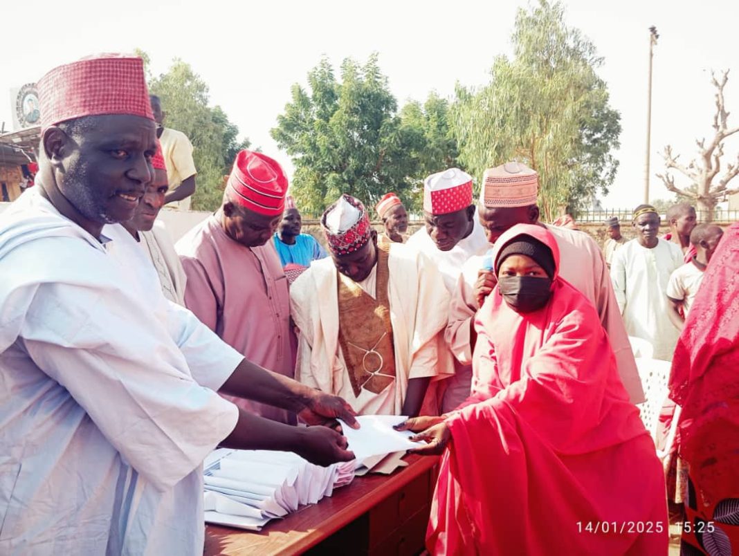 Bagwai Local Government Distributes N50,000 Each to 100 Women for Economic Empowerment