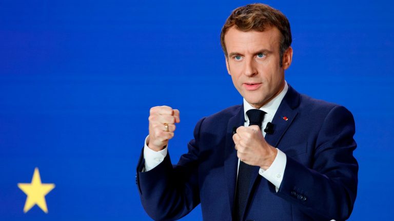 Macron to Present Trump with Ukraine Peace Proposals in Washington
