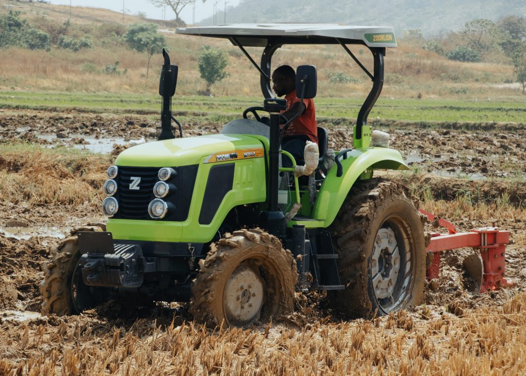 Zoomlion Holds Agricultural Machinery Exhibition in Abuja