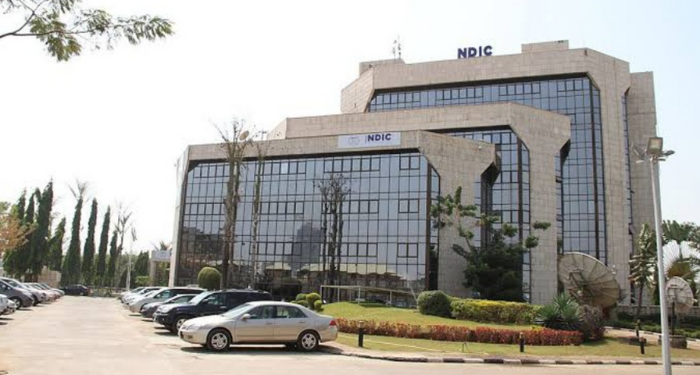 Naira Holds Firm Below N1,600/$ Amid Holiday-Driven Low Trading Volumes