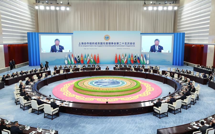 Xi Proposes Global Governance Initiative at SCO Plus Meeting in Tianjin