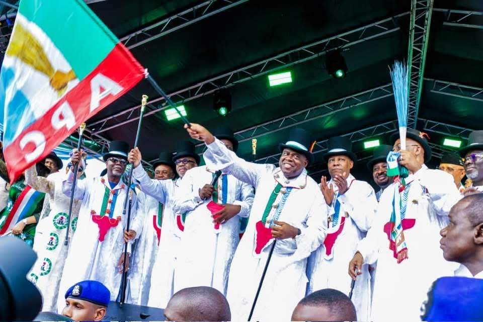 Tinubu Welcomes Bayelsa Governor Diri to APC, Calls Defection a ‘Bold and Right Decision’