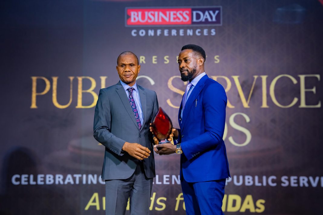 EFCC Chairman Ola Olukoyede Wins BusinessDay Public Service Award