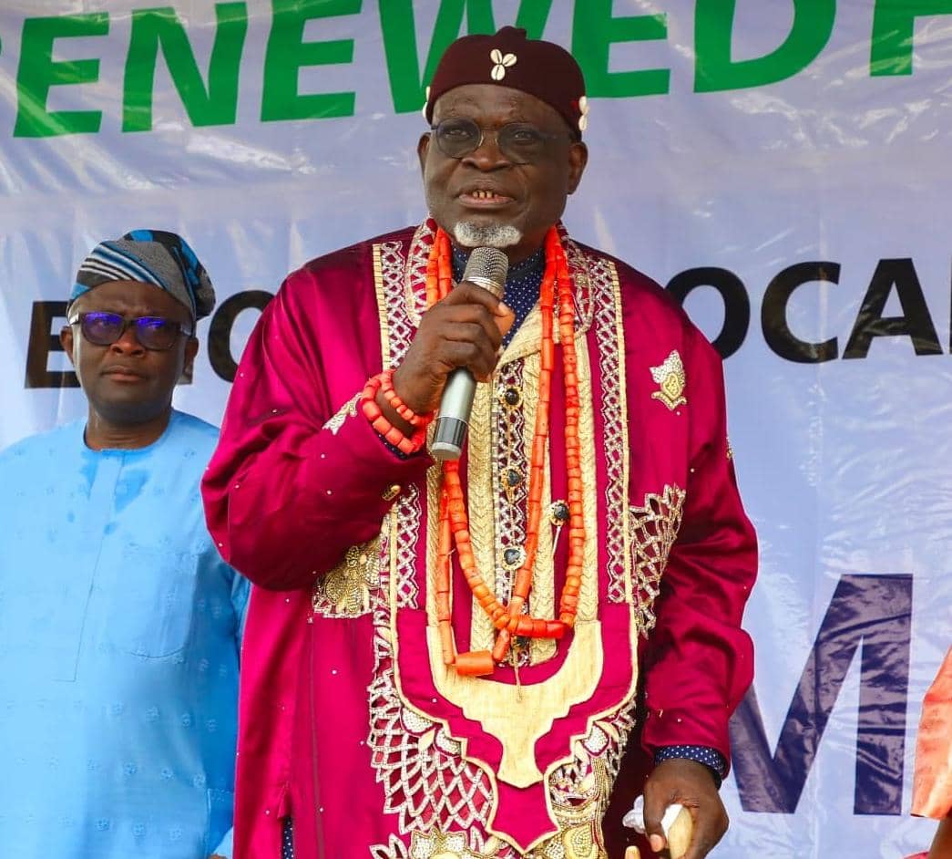 Rivers Monarch Pledges to Follow Wike’s Political Footsteps