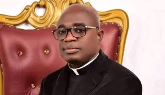 Controversies Erupt Over Governor Alia’s Comments on Catholic Sacrament of Confession