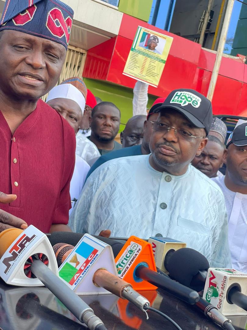 Sen. Aduda Resigns from PDP, Cites Party Crisis